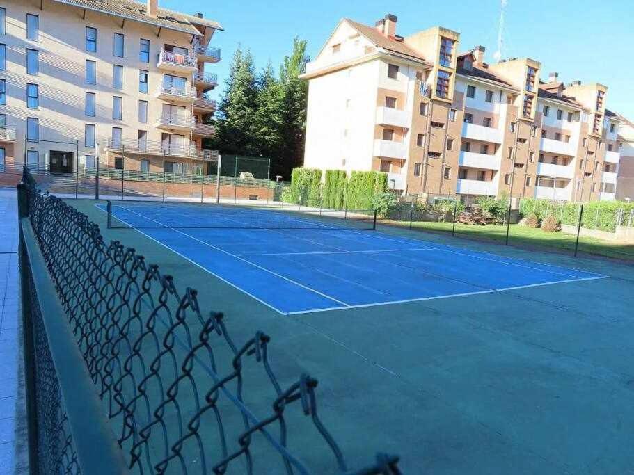 哈卡Precioso Atico Con Bonitas Vistas A La Pena Oroel公寓 外观 照片